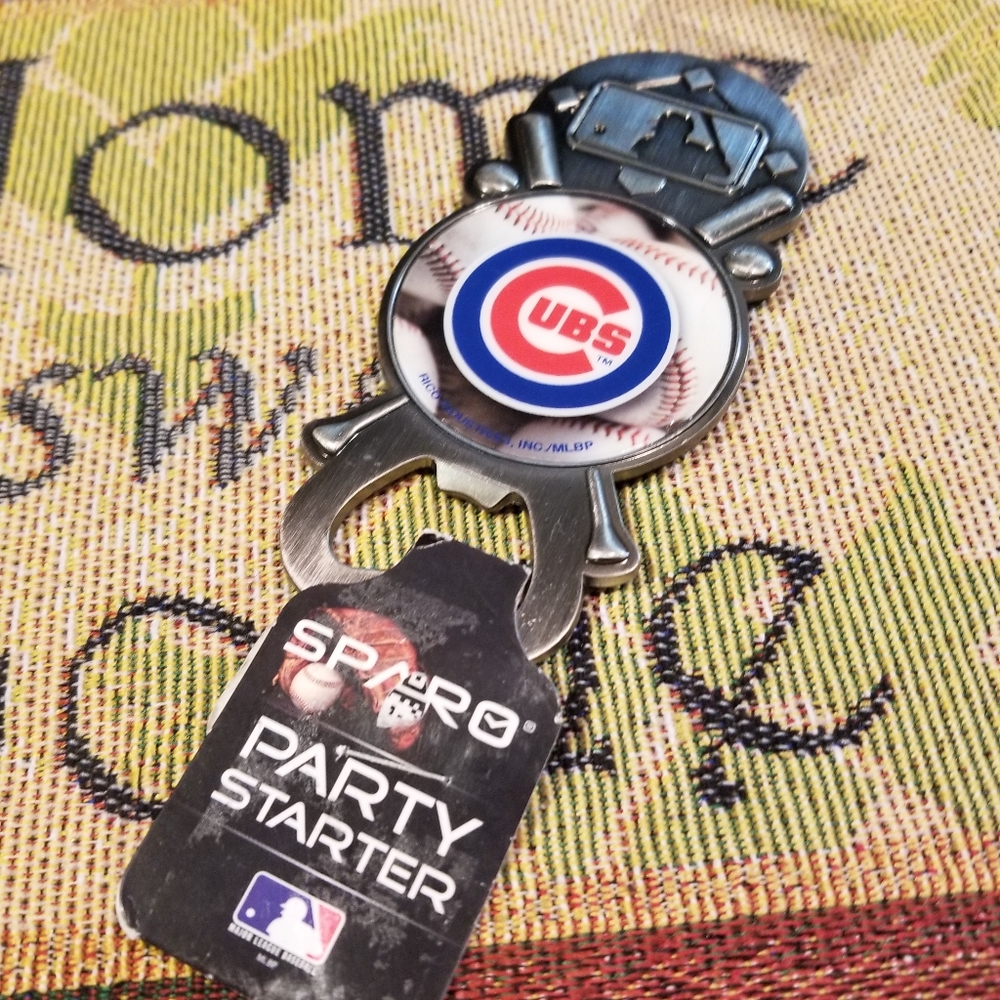 NWT Chicago Cubs Sparo Party Opener